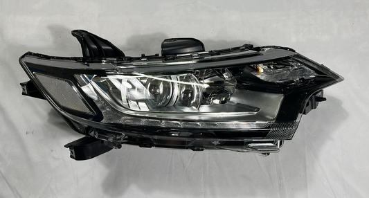 Mitsubishi Outlander 2016-2018-2024 Headlight Headlamp Halogen Driver Right O/S