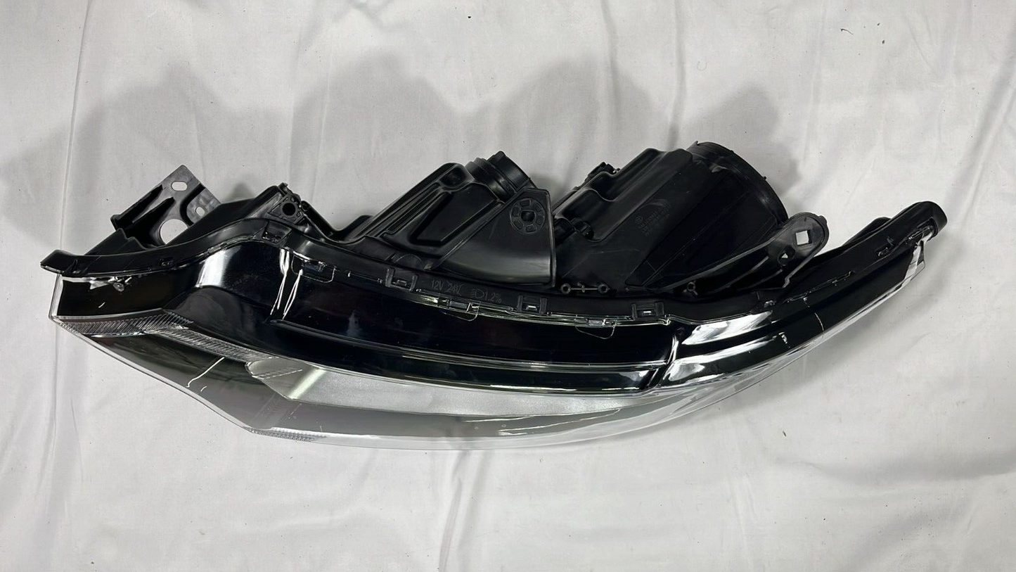 Mitsubishi Outlander 2016-2018-2024 Headlight Headlamp Halogen Passenger N/S